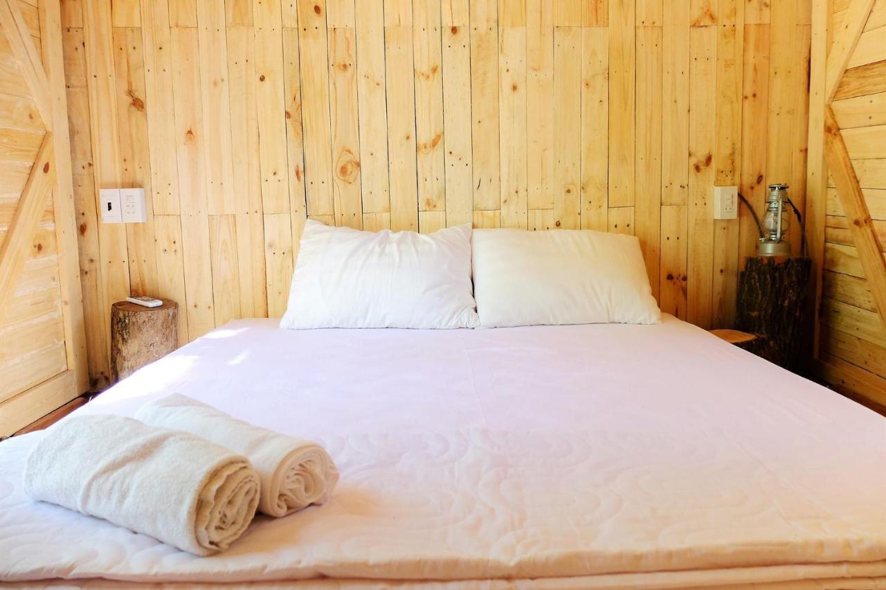 Villa Dao Hoa Vang Cam Ranh - Venuestay Exteriör bild