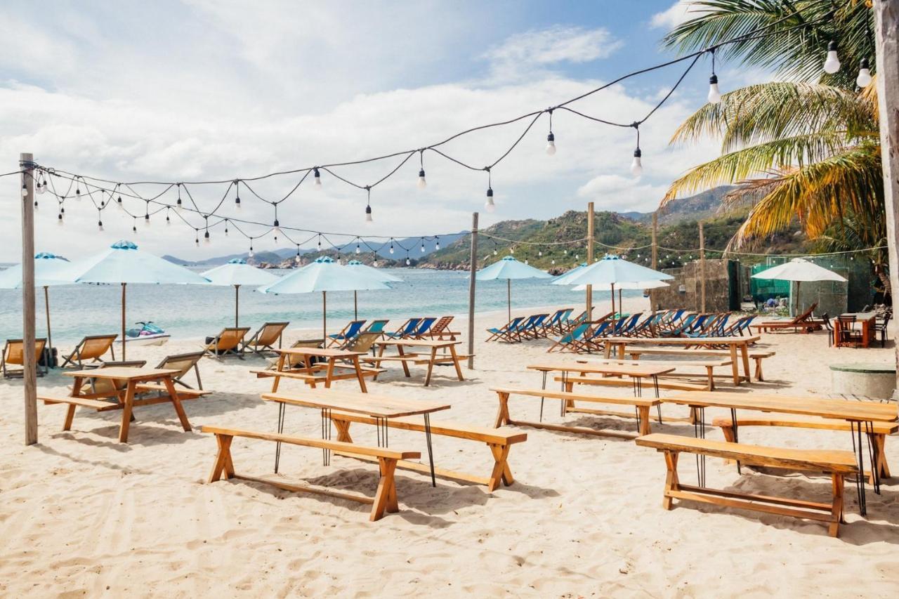 Villa Dao Hoa Vang Cam Ranh - Venuestay Exteriör bild