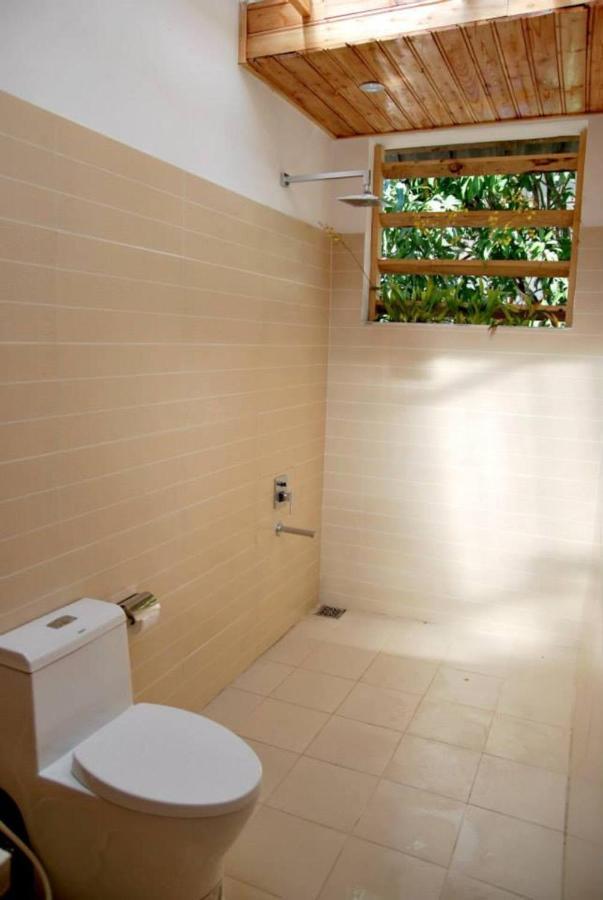 Villa Dao Hoa Vang Cam Ranh - Venuestay Exteriör bild