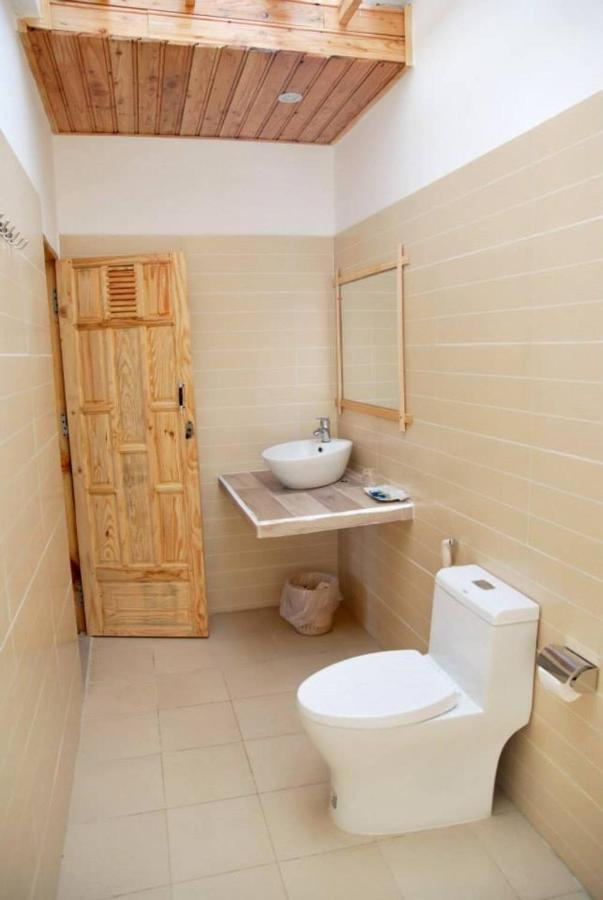 Villa Dao Hoa Vang Cam Ranh - Venuestay Exteriör bild