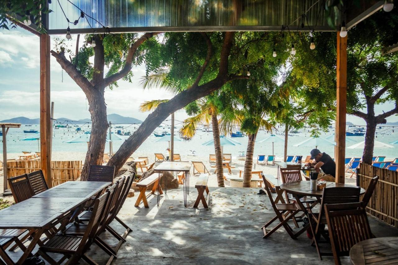 Villa Dao Hoa Vang Cam Ranh - Venuestay Exteriör bild